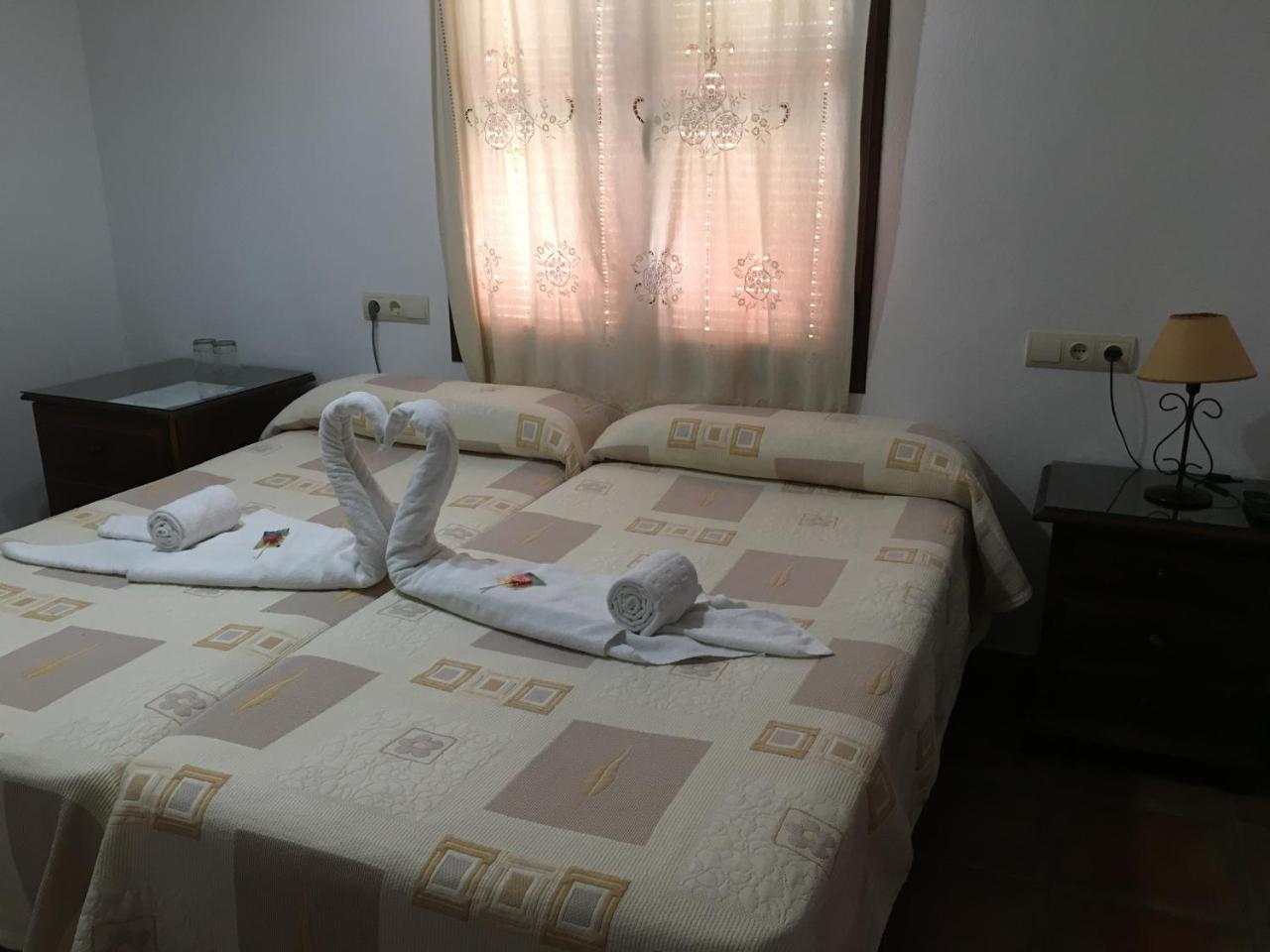 Restábal La Despensa Del Valle מראה חיצוני תמונה